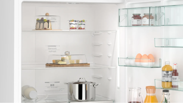 iQ500 Alttan Donduruculu Buzdolabı 186 x 75 cm Beyaz- KG76NCWE0N