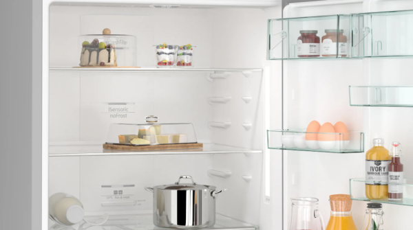 iQ500 Alttan Donduruculu Buzdolabı 186 x 75 cm Kolay temizlenebilir Inox- KG76NCIE0N